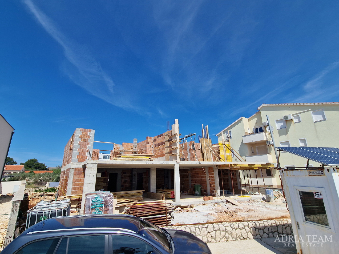 APARTMENTS, NEW CONSTRUCTION, FIRST ROW TO THE SEA - VIR, SOUTH SIDE, CENTER