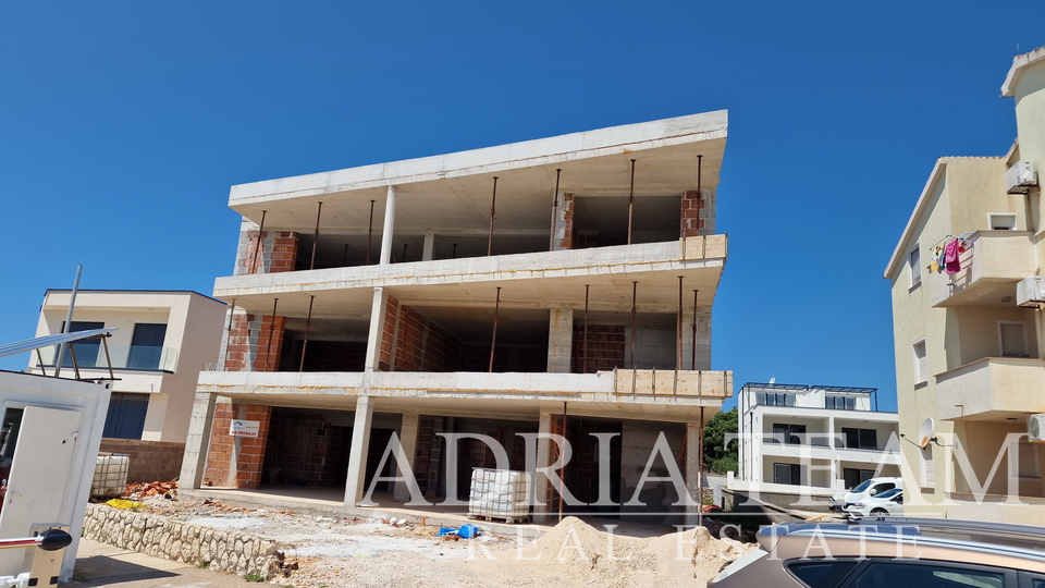 APARTMENTS, NEW BUILDING, FIRST ROW TO THE SEA - VIR, SOUTH SIDE, CENTER