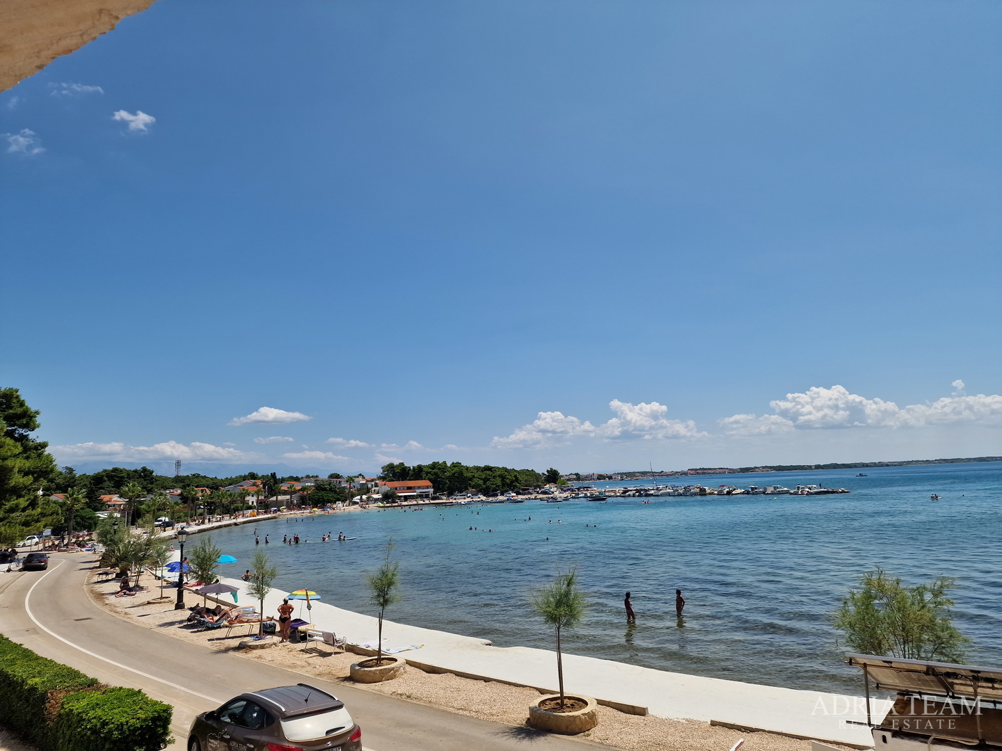APARTMENTS, NEW CONSTRUCTION, FIRST ROW TO THE SEA - VIR, SOUTH SIDE, CENTER