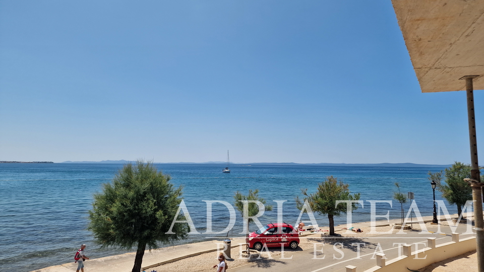 APARTMENTS, NEW BUILDING, FIRST ROW TO THE SEA - VIR, SOUTH SIDE, CENTER