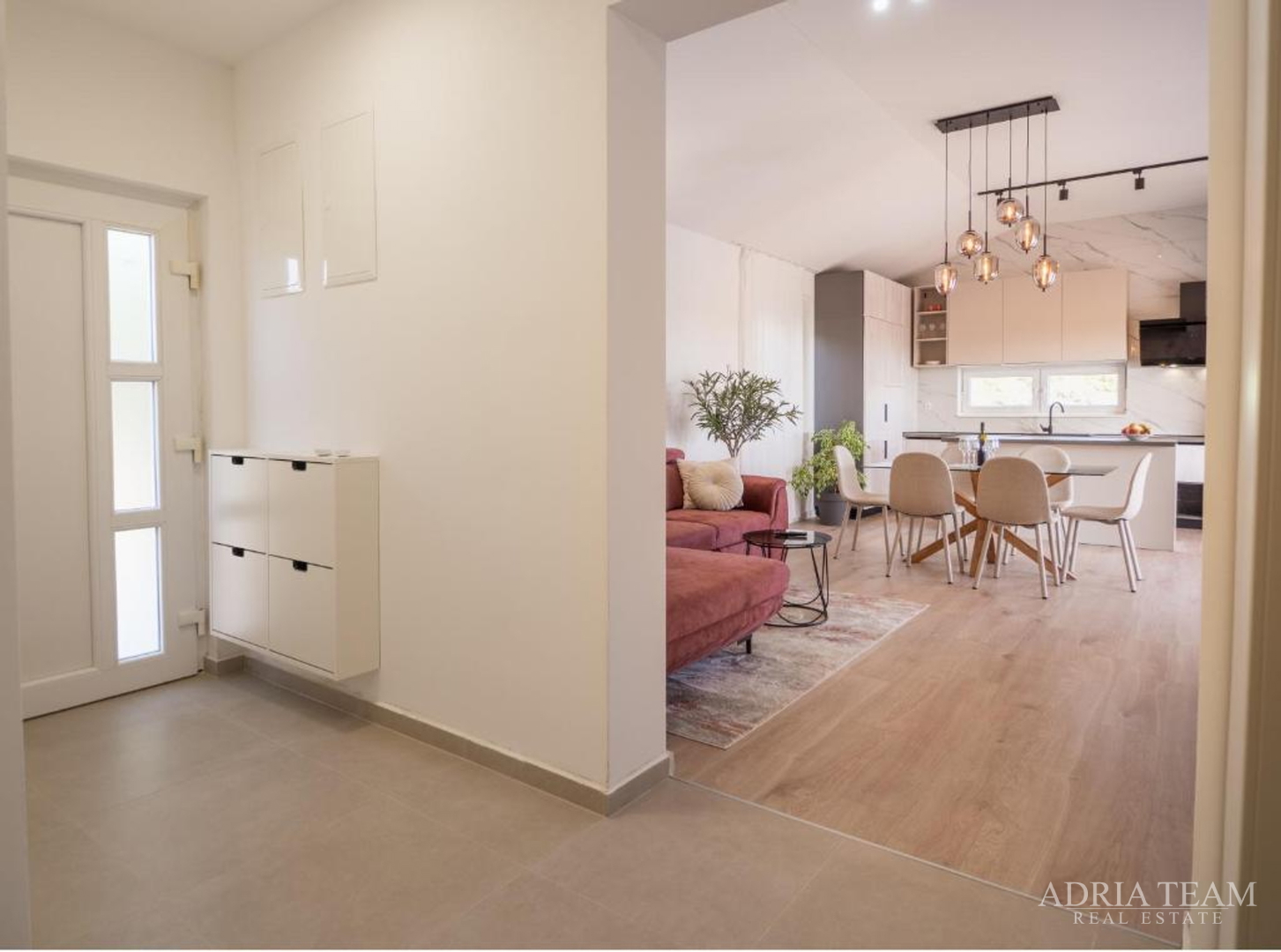 HOUSE WITH A POOL, QUIET AND PEACEFUL LOCATION, VRSI - ZADAR