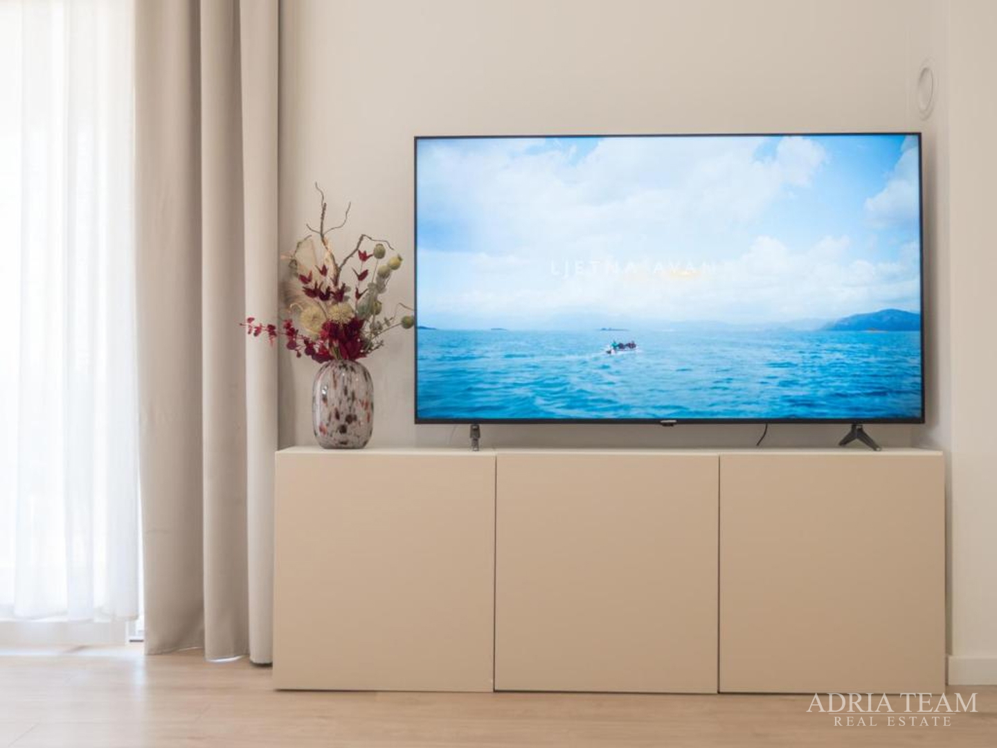 HOUSE WITH A POOL, QUIET AND PEACEFUL LOCATION, VRSI - ZADAR