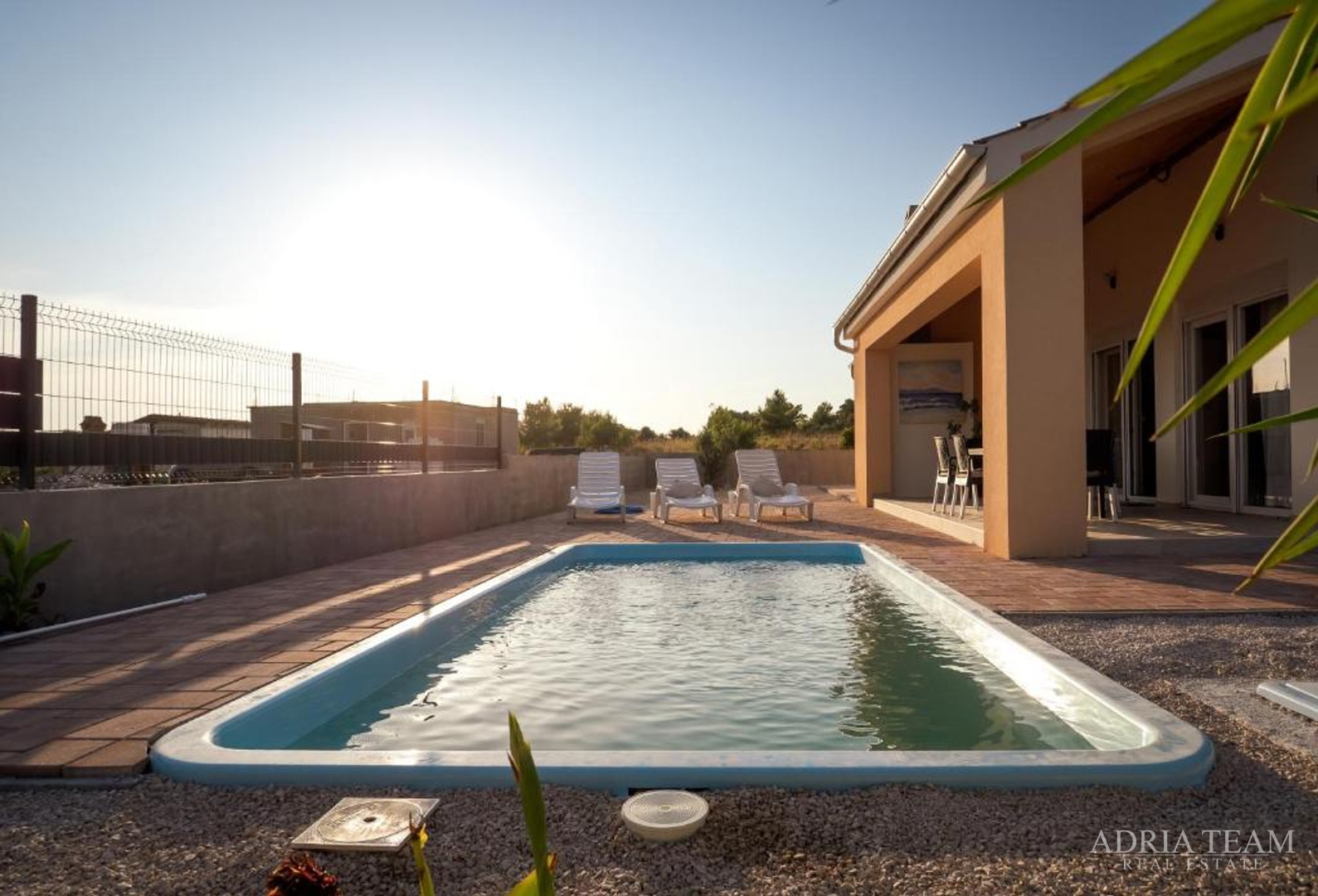 HOUSE WITH A POOL, QUIET AND PEACEFUL LOCATION, VRSI - ZADAR