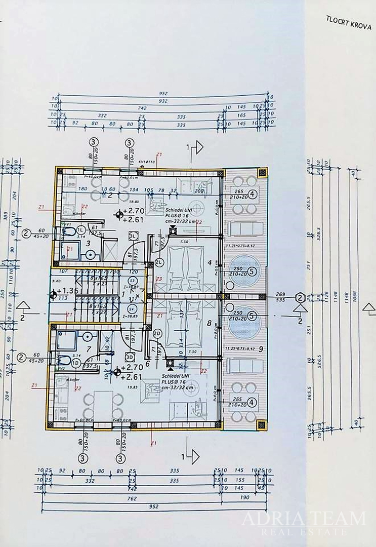 KUĆA SA 6 STAMBENIH JEDINICA, 70 m OD MORA - VIR