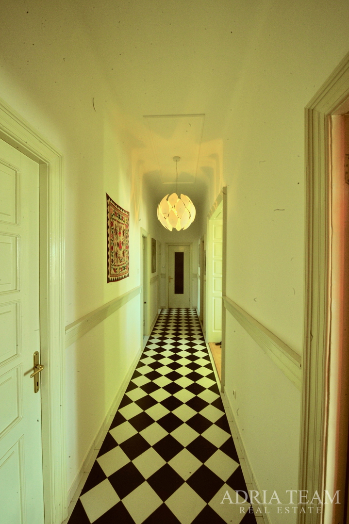 APARTMENT IN IMMEDIATE VICINITY OF THE BRIDGE AND THE OLD TOWN CENTER - ZADAR, BRANIMIR