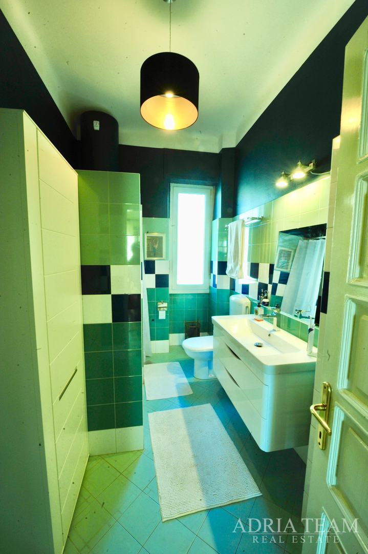 APARTMENT IN IMMEDIATE VICINITY OF THE BRIDGE AND THE OLD TOWN CENTER - ZADAR, BRANIMIR