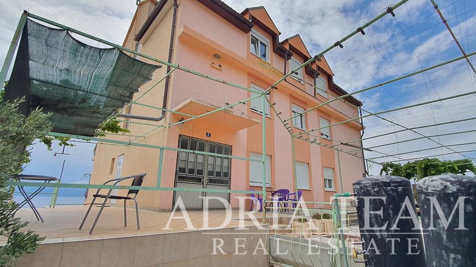 HOTEL MIT MEERBLICK - MAKARSKA RIVIERA