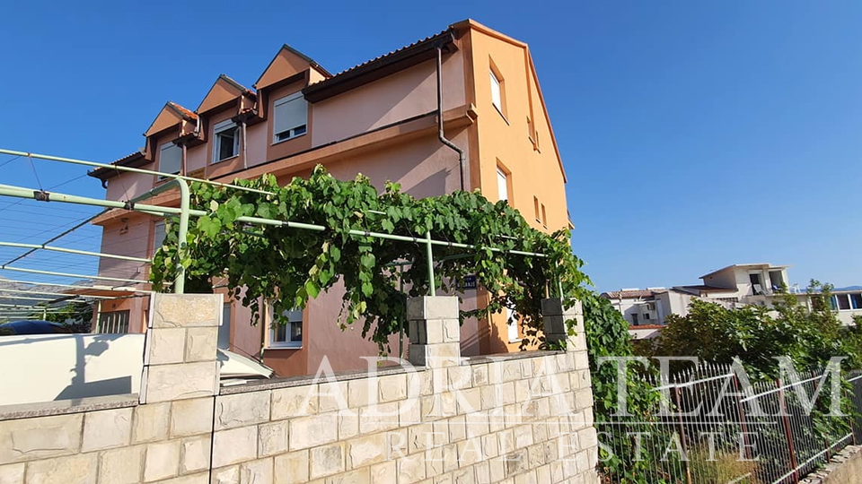 HOTEL MIT MEERBLICK - MAKARSKA RIVIERA