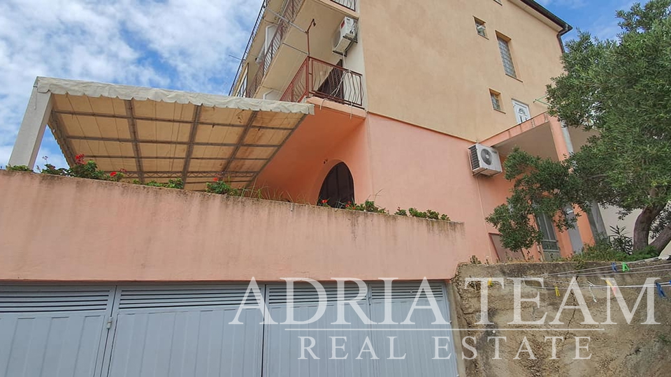 HOTEL MIT MEERBLICK - MAKARSKA RIVIERA