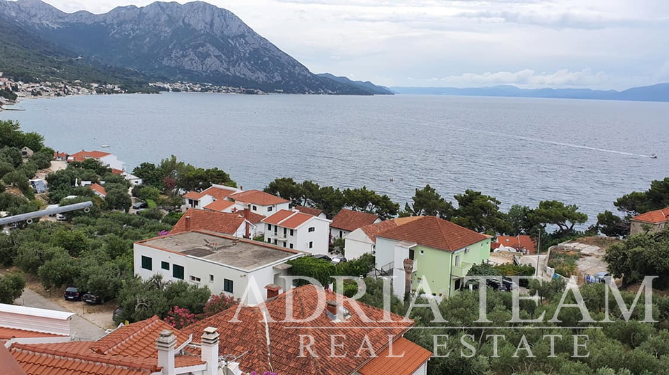 HOTEL S VÝHLEDEM NA MOŘE - GRADAC, MAKARSKÁ RIVIÉRA