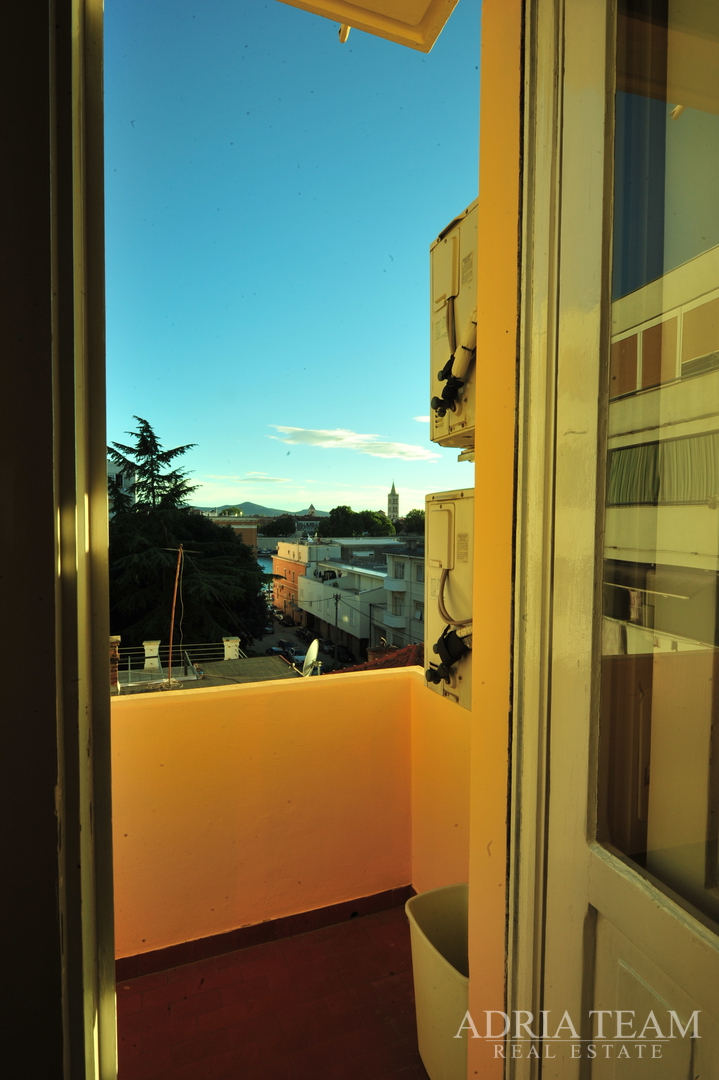 APARTMAN U NEPOSREDNOJ BLIZINI MOSTA I STARE GRADSKE JEZGRE - ZADAR, BRANIMIR