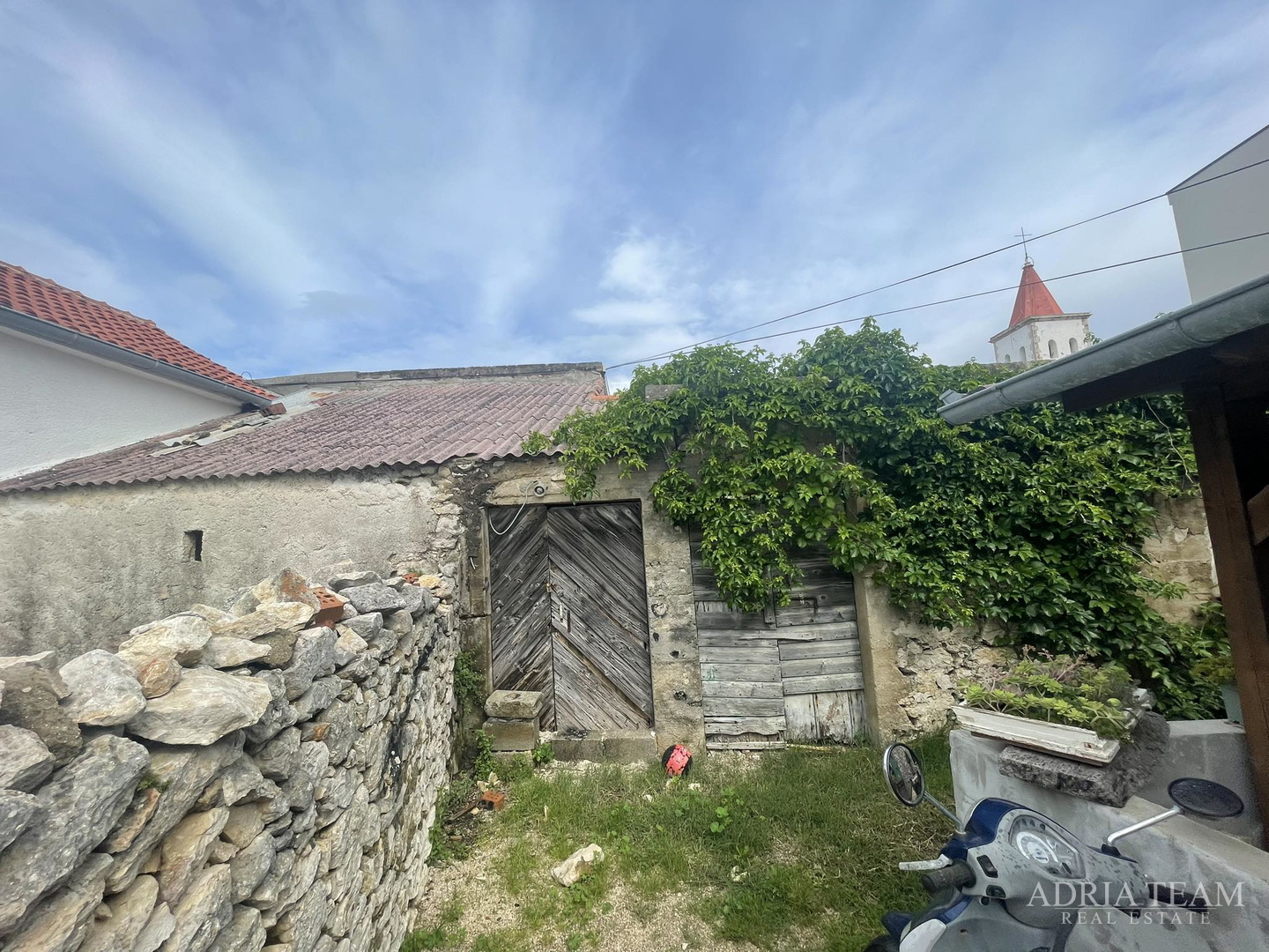 KUĆA ZA REKONSTRUKCIJU, IDEJNI PROJEKT - VRSI