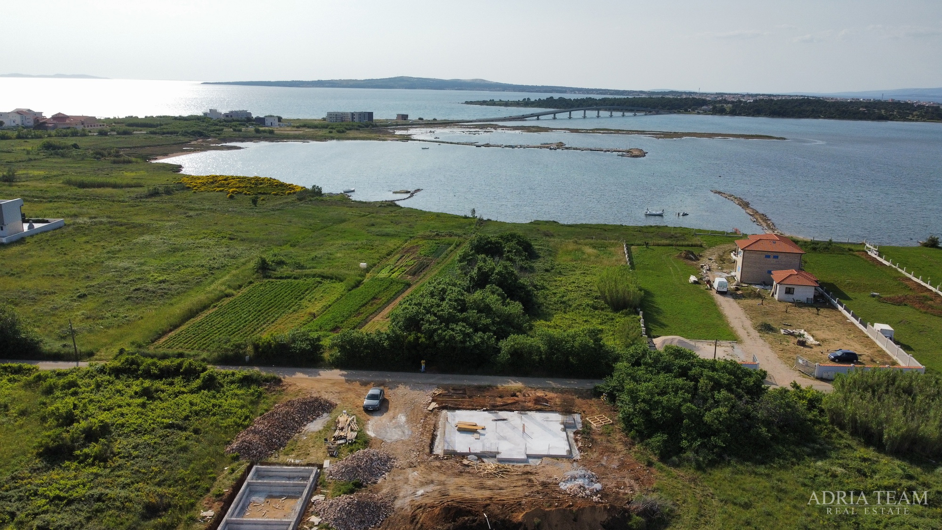 MODERN VILLA 150 m FROM THE SEA, NEW CONSTRUCTION - PRIVLAKA