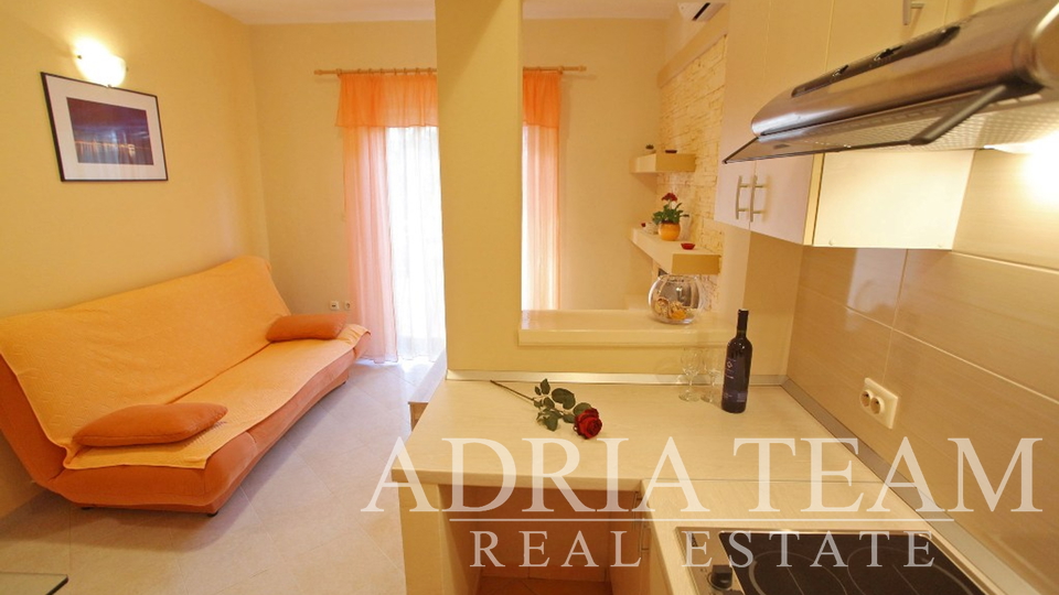 APARTMENT HOUSE IN THE SURROUNDINGS OF ZADAR