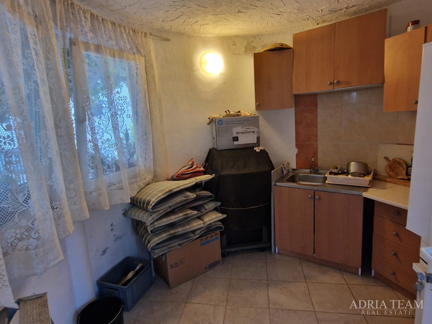 OBITELJSKA VILA AMERIČKOG STILA - VODICE