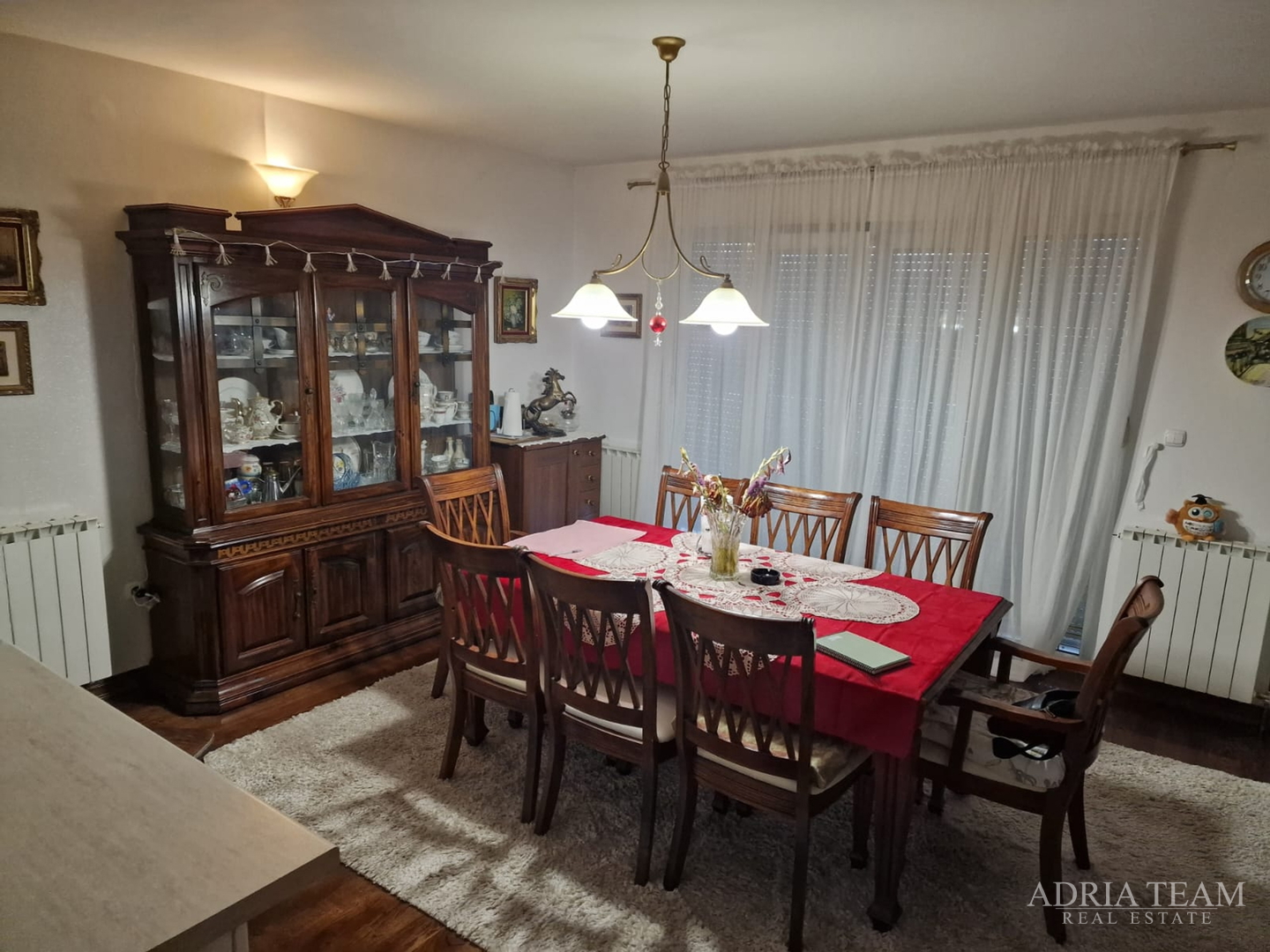 OBITELJSKA VILA AMERIČKOG STILA - VODICE