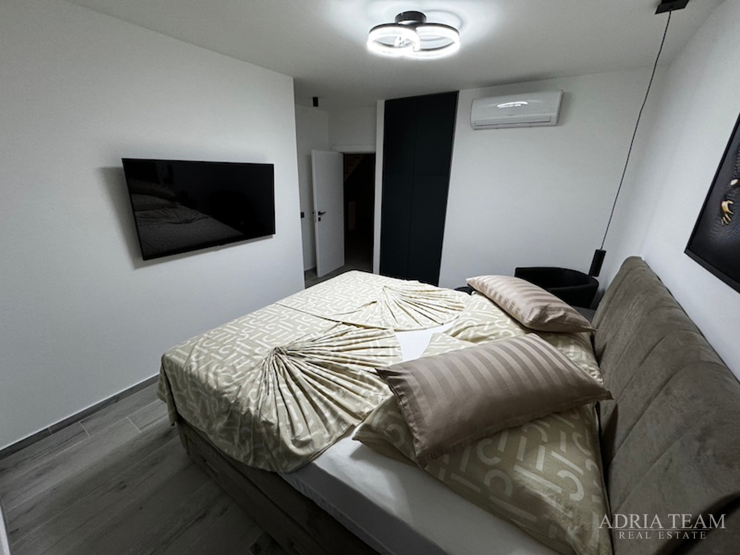 VILLA WITH SEA VIEW, NEW CONTRUCTION - VRSI