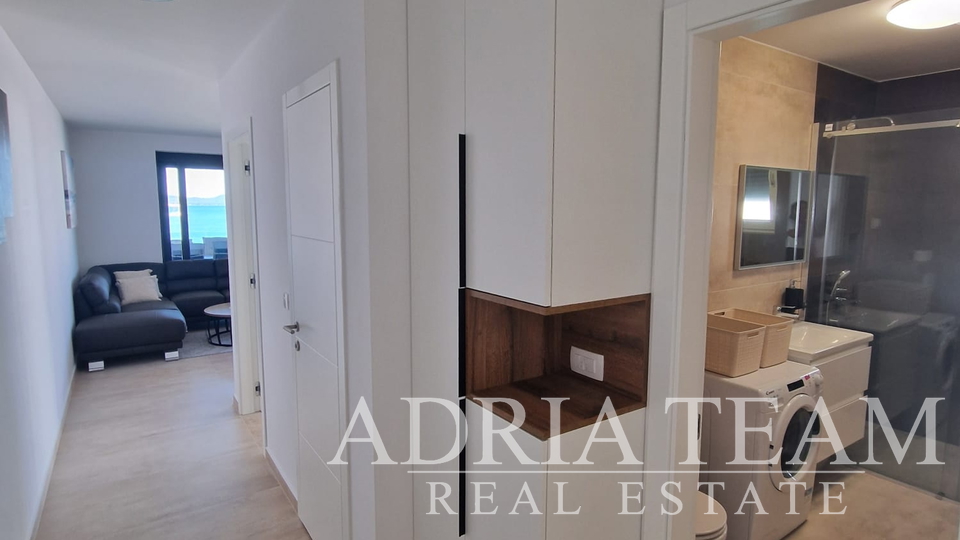 SALE!!! APARTMENT ON THE 2ND FLOOR OF A RESIDENTIAL BUILDING, SEA VIEW - DIKLO, ZADAR