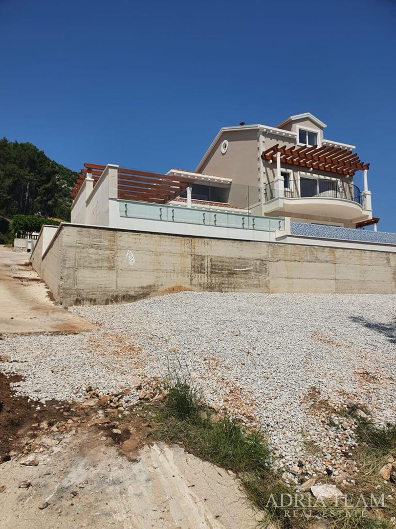 VILLA IN ERSTER MEERESLINIE - PRIŽBA, KORČULA