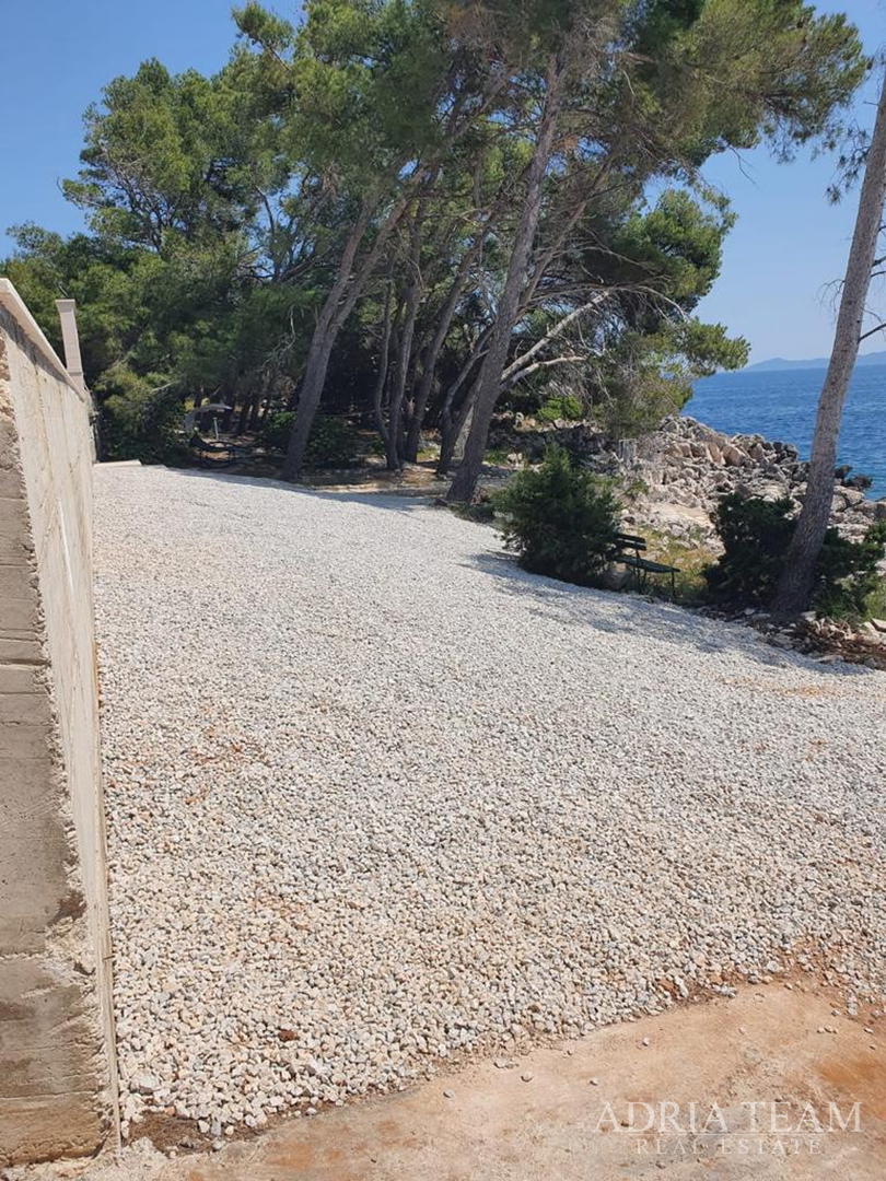 VILLA IN ERSTER MEERESLINIE - PRIŽBA, KORČULA