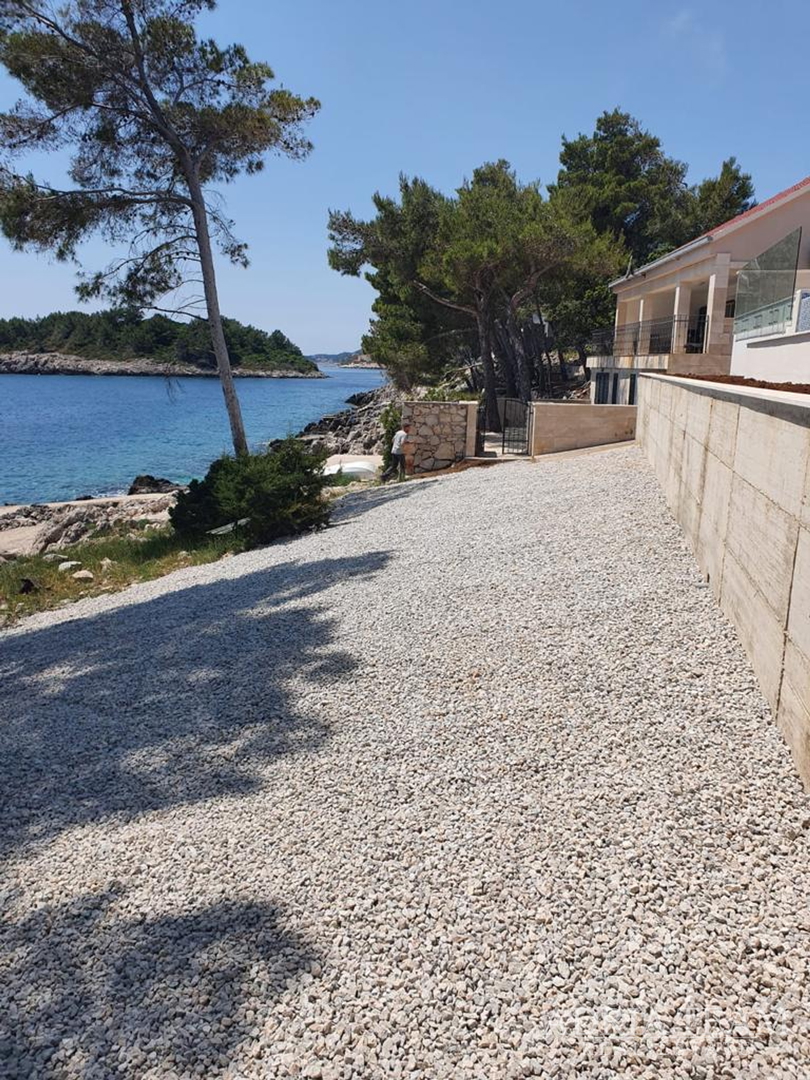 VILLA IN ERSTER MEERESLINIE - PRIŽBA, KORČULA
