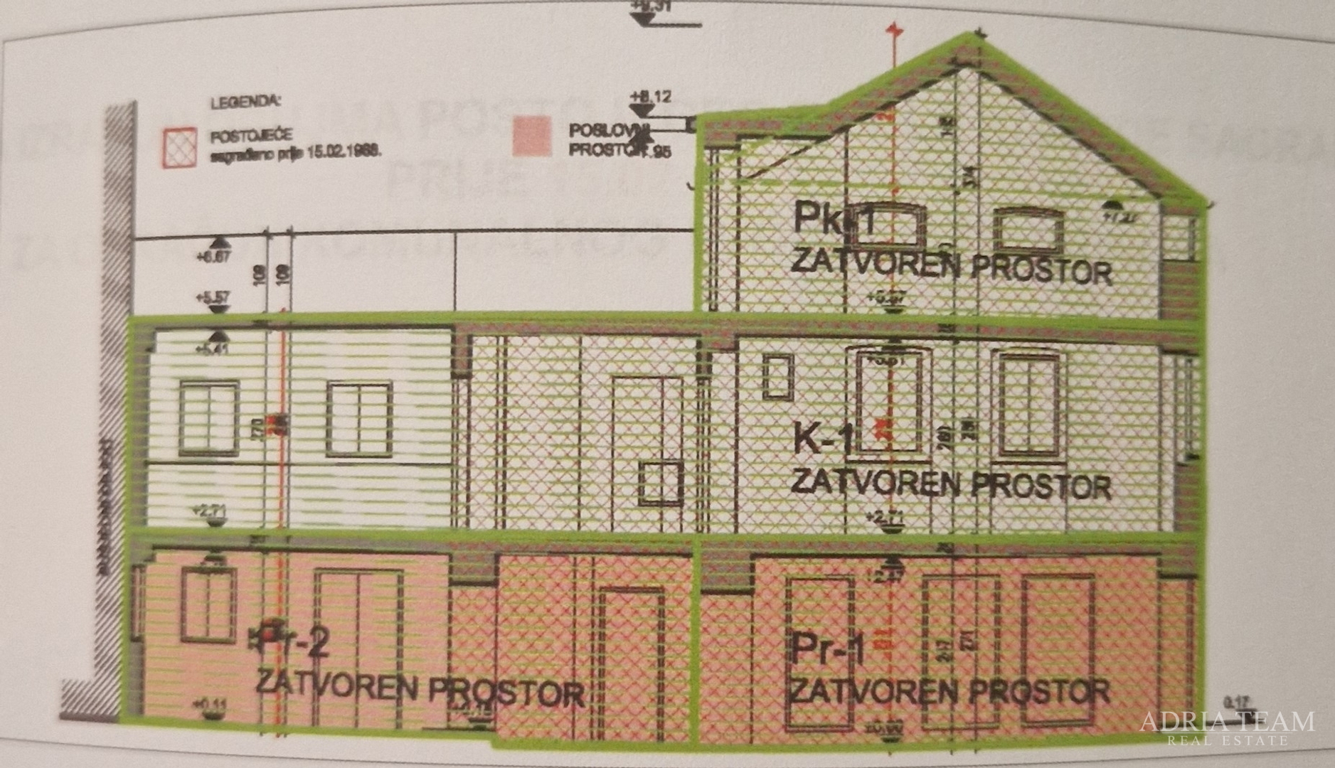 KUĆA U NIZU S APARTMANOM I POSLOVNIM PROSTOROM, IZVRSNA LOKACIJA I INVESTICIJA - PIROVAC, CENTAR