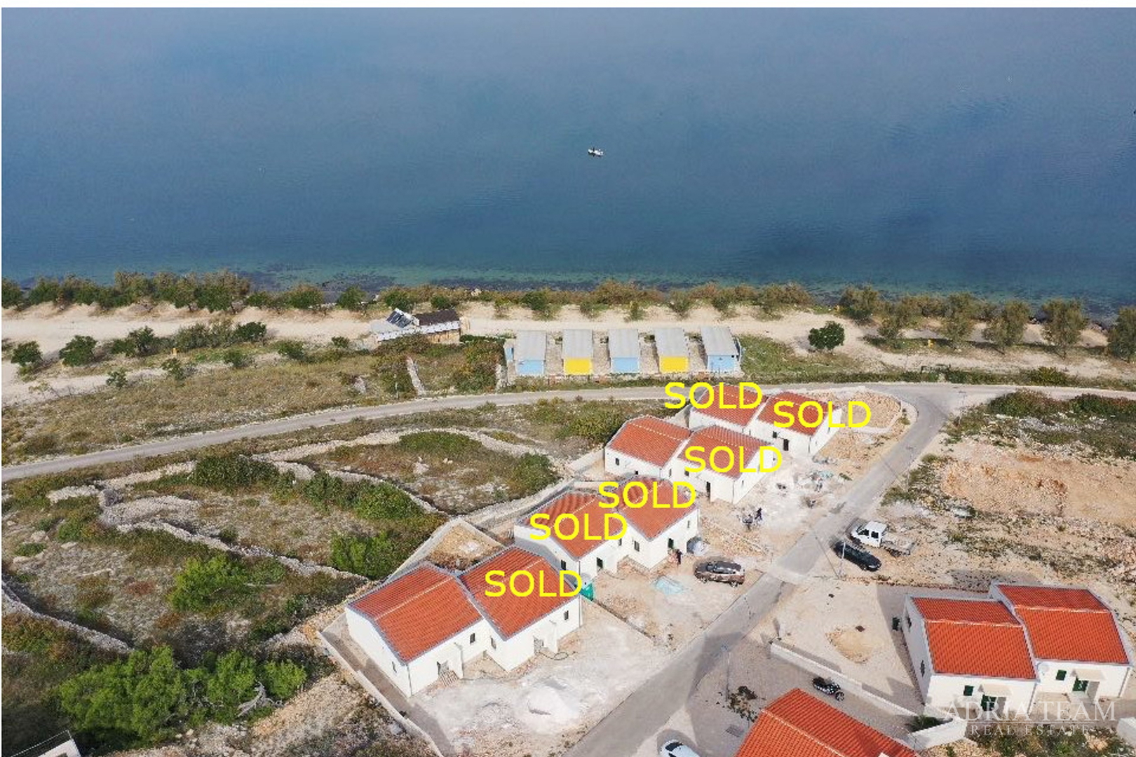 HOUSES IN A ROW WITH SEA VIEW, 2ND-4TH ROW TO THE SEA - NOVIGRAD DALMATINSKI