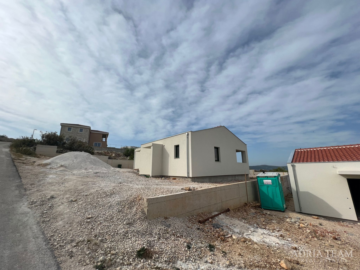 HOUSES IN A ROW WITH SEA VIEW, 2ND-4TH ROW TO THE SEA - NOVIGRAD DALMATINSKI