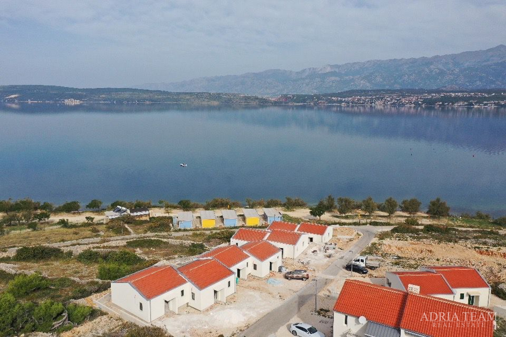 HOUSES IN A ROW WITH SEA VIEW, 2ND-4TH ROW TO THE SEA - NOVIGRAD DALMATINSKI