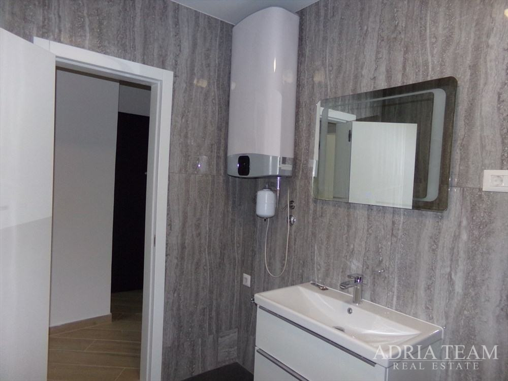 APARTMANI U NOVOGRADNJI - PAG, ŠIMUNI