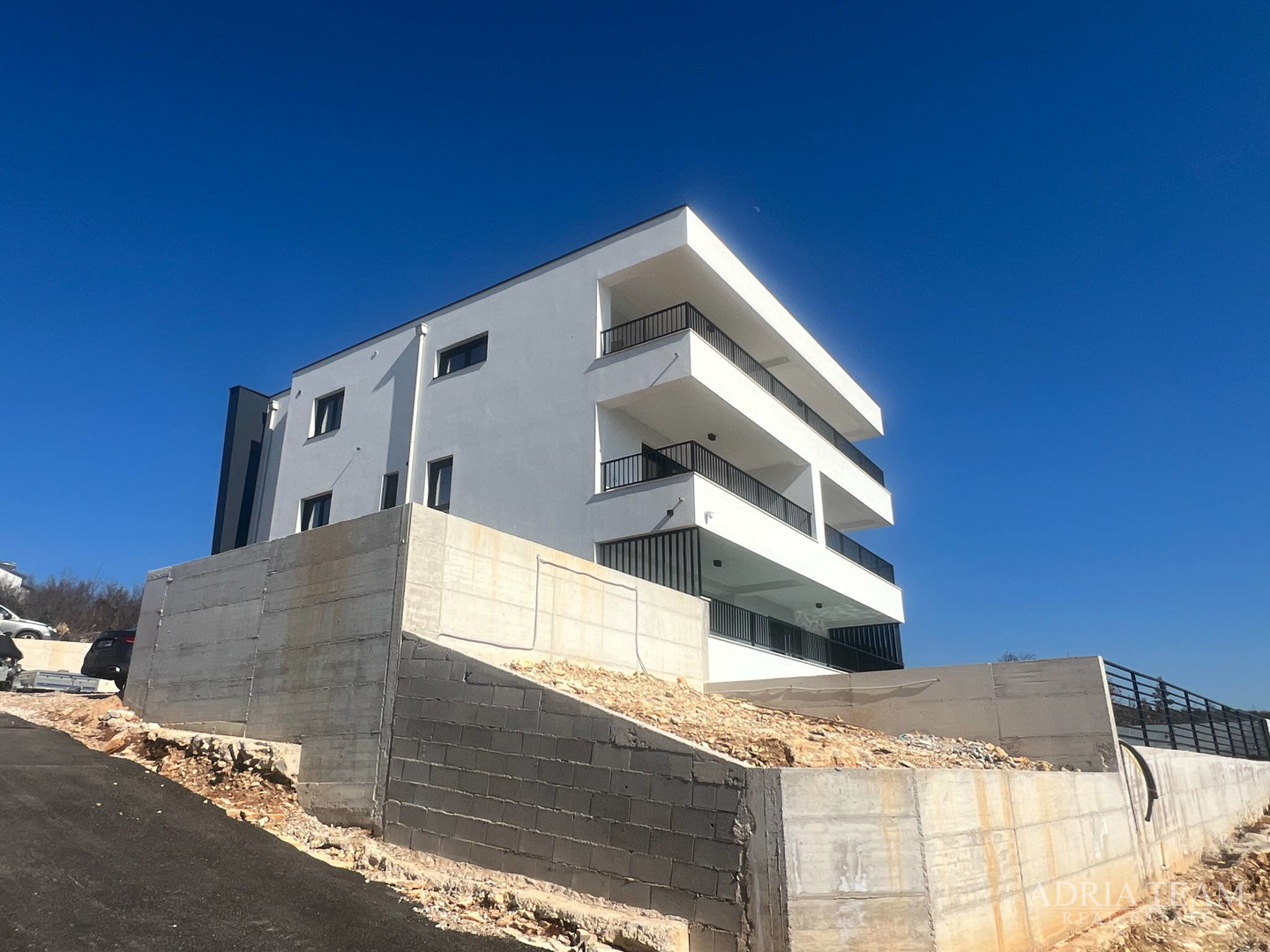 NEUE WOHNUNGEN MIT OFFENEM MEERBLICK, MASLENICA