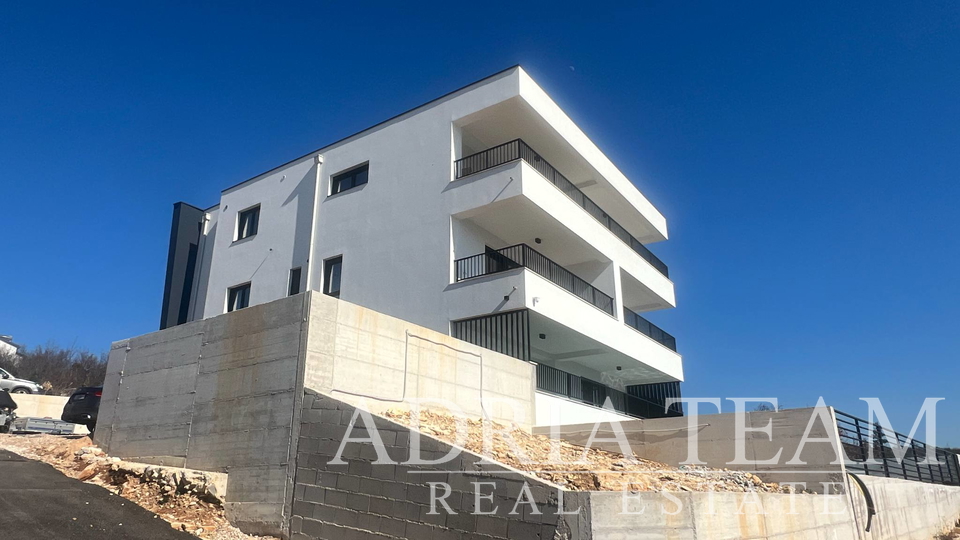 APARTMANI U NOVOGRADNJI S OTVORENIM POGLEDOM NA MORE, MASLENICA