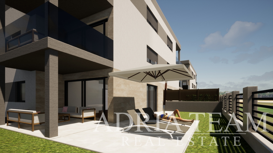 APARTMAN U BLIZINI PLAŽE, NOVOGRADNJA, 150 m OD MORA - PRIVLAKA