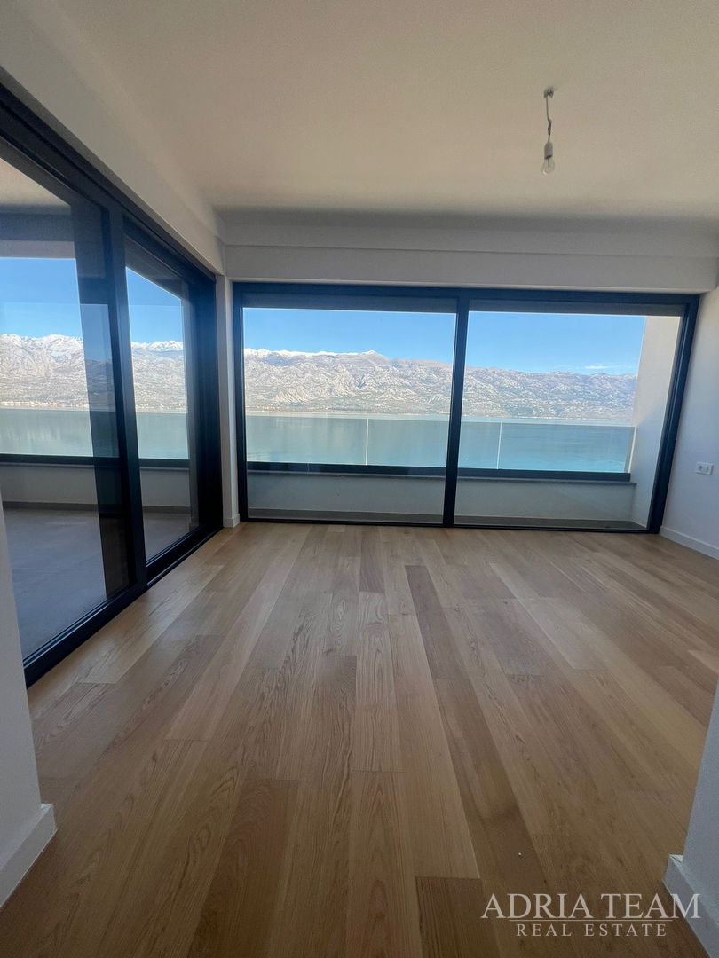 APARTMANI U PRVOM REDU DO MORA, NOVOGRADNJA - VINJERAC