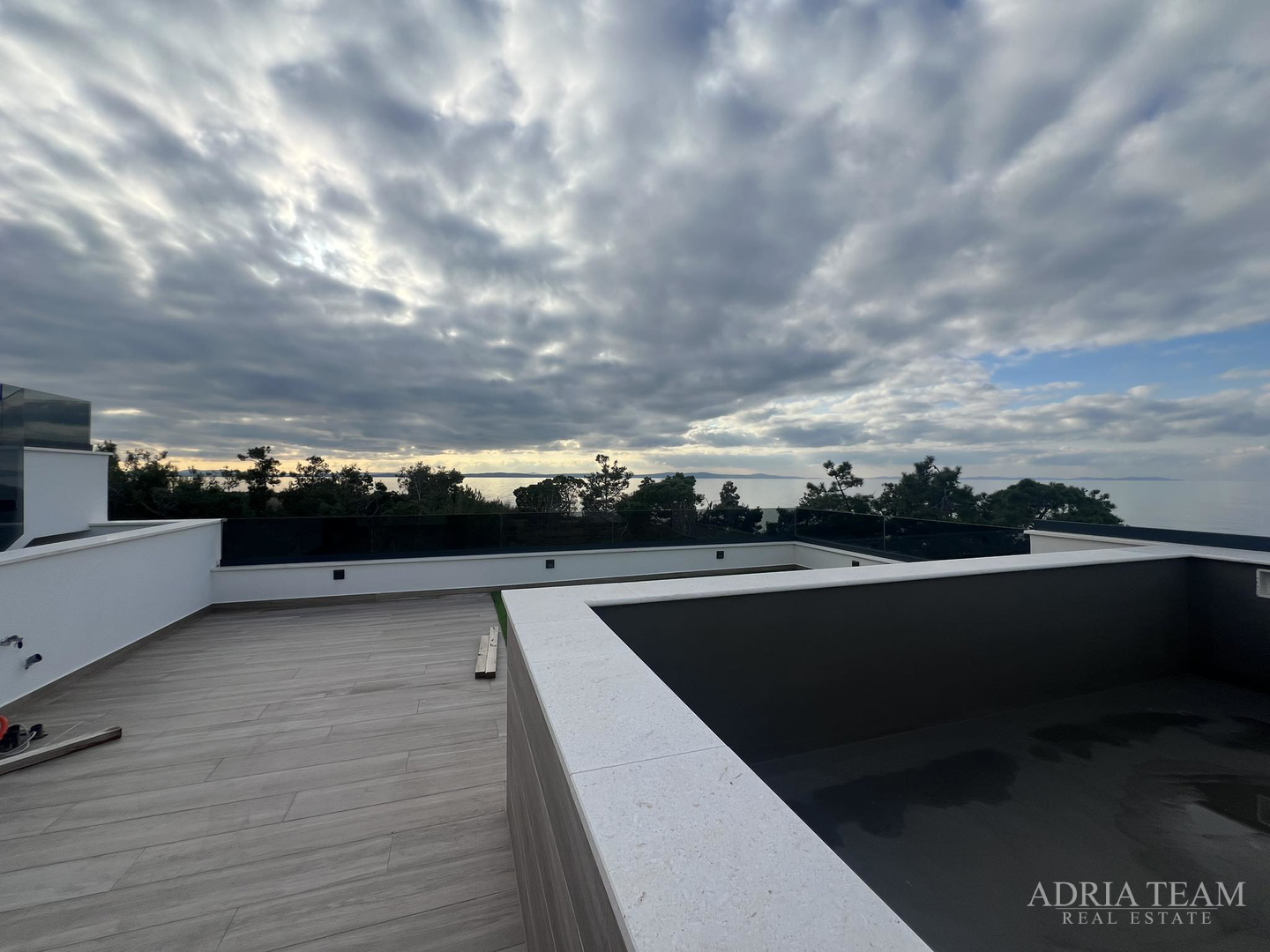 NEUBAUWOHNUNGEN, 2. MEERESLINIE, PRIVLAKA - ZADAR