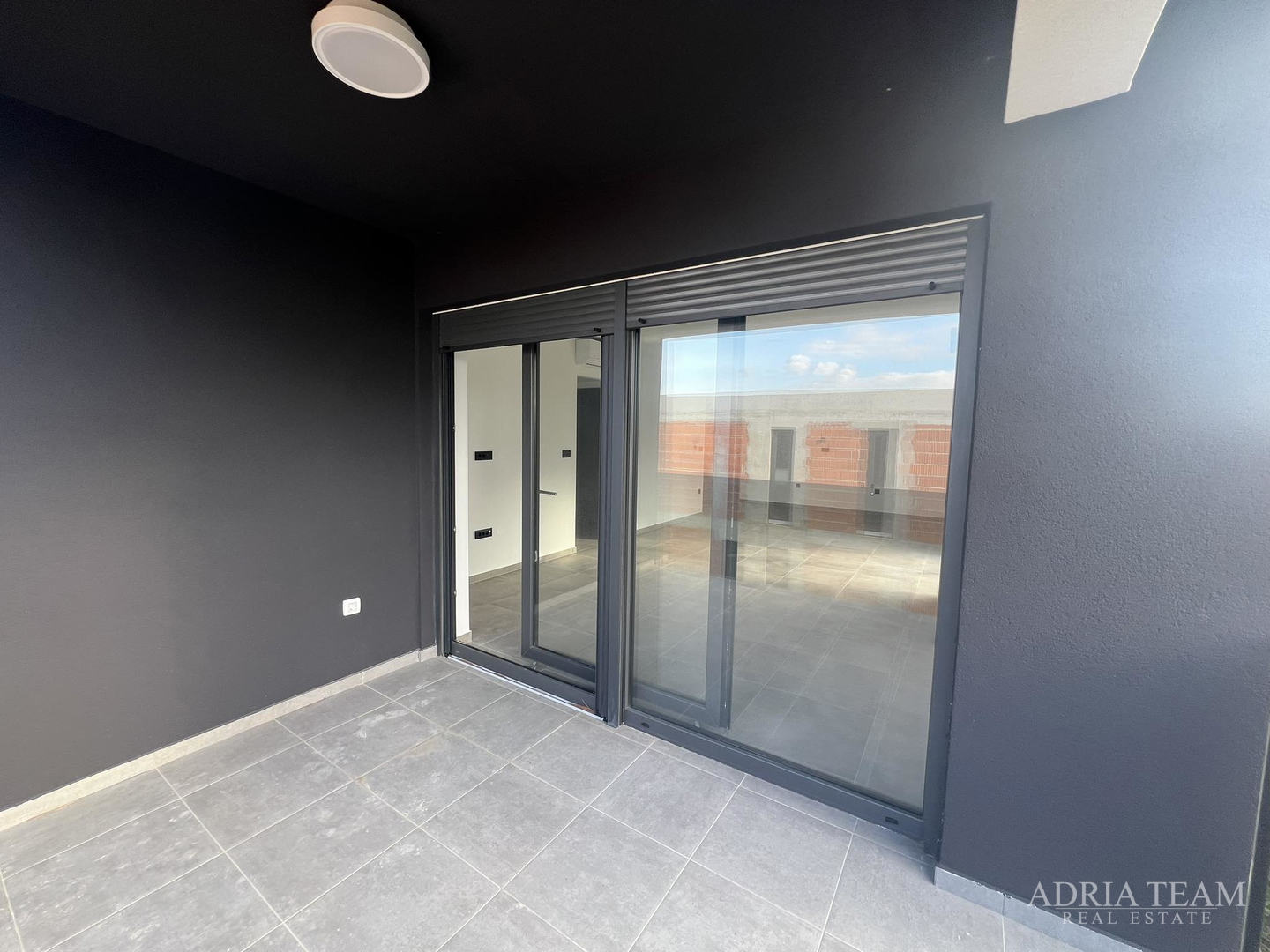 NEUBAUWOHNUNGEN, 2. MEERESLINIE, PRIVLAKA - ZADAR