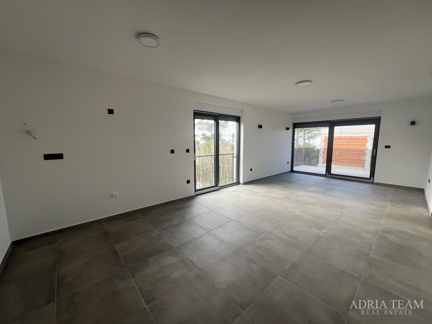 NEUBAUWOHNUNGEN, 2. MEERESLINIE, PRIVLAKA - ZADAR