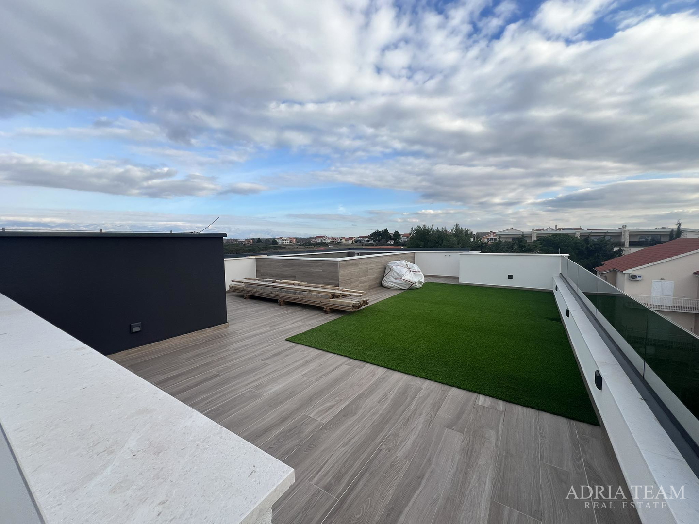 NEUBAUWOHNUNGEN, 2. MEERESLINIE, PRIVLAKA - ZADAR