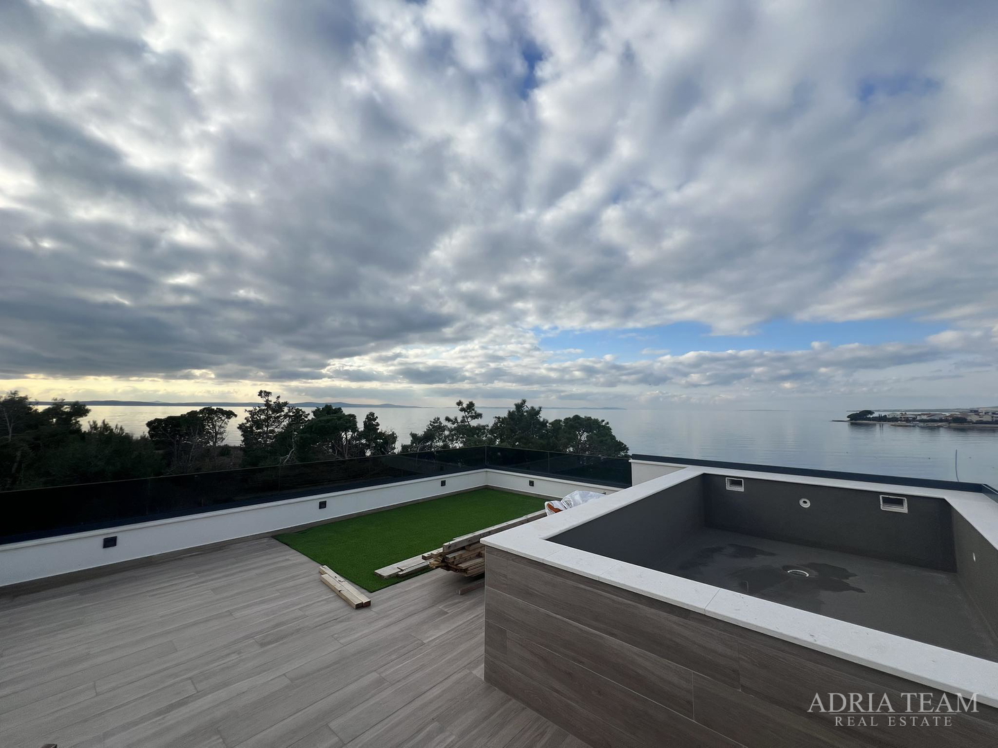 NEUBAUWOHNUNGEN, 2. MEERESLINIE, PRIVLAKA - ZADAR