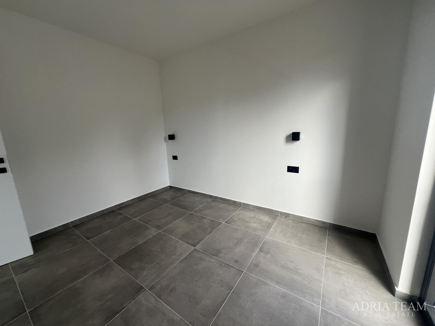 NEUBAUWOHNUNGEN, 2. MEERESLINIE, PRIVLAKA - ZADAR