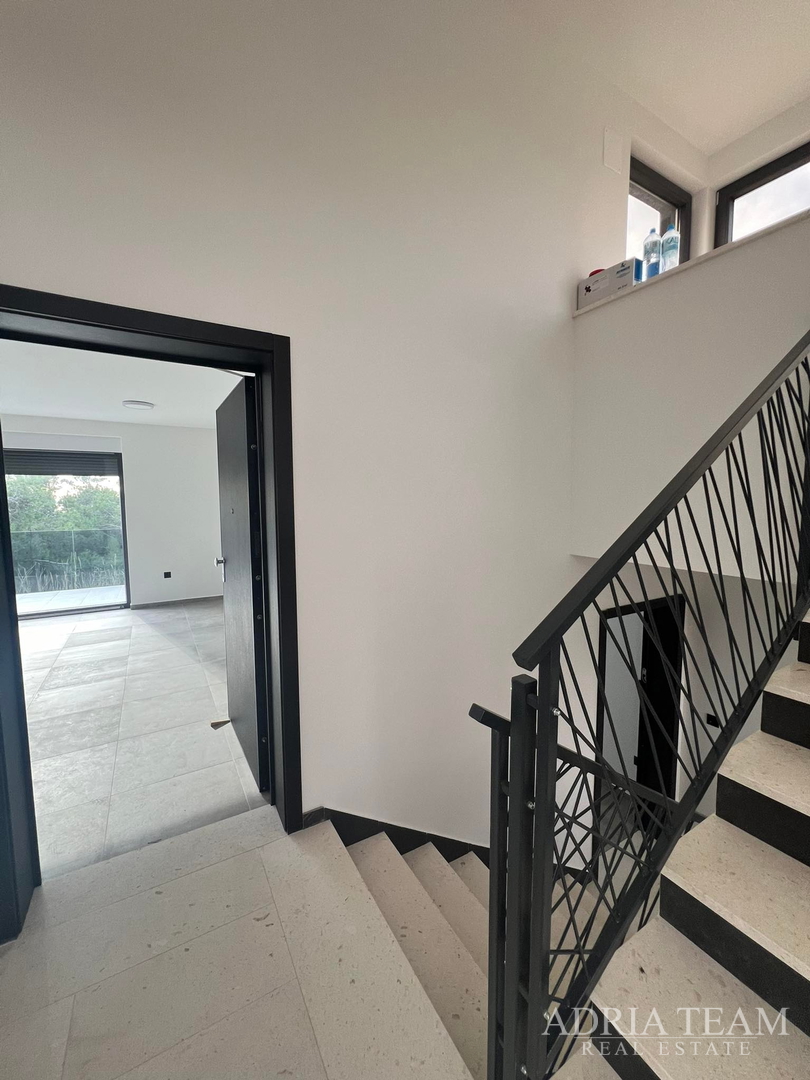 NEUBAUWOHNUNGEN, 2. MEERESLINIE, PRIVLAKA - ZADAR