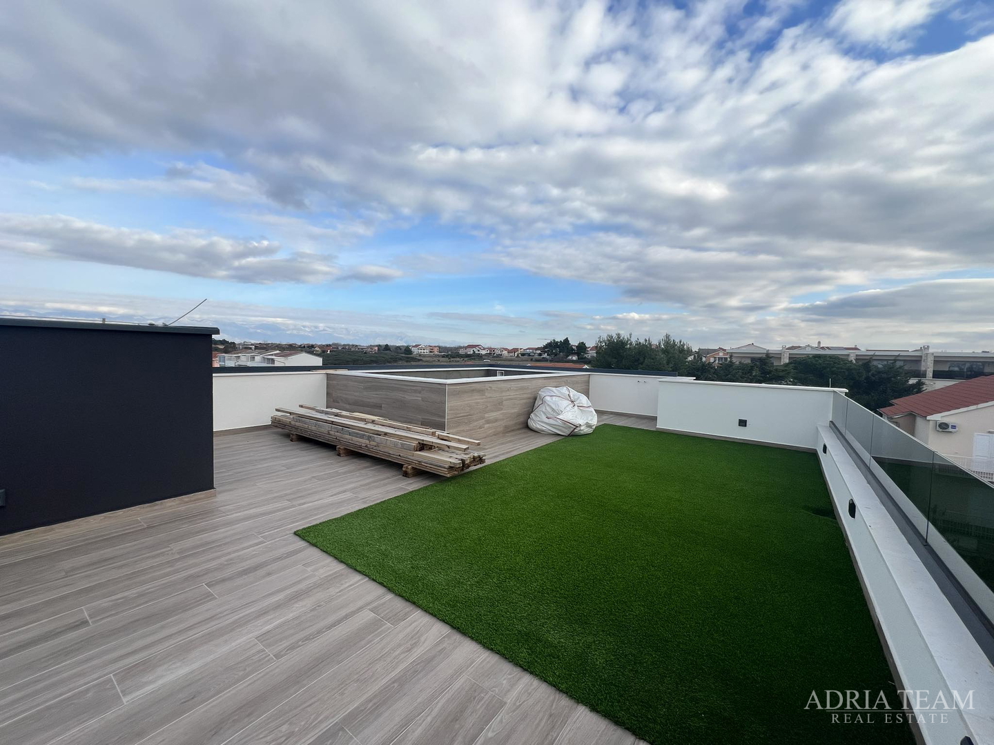 NEUBAUWOHNUNGEN, 2. MEERESLINIE, PRIVLAKA - ZADAR