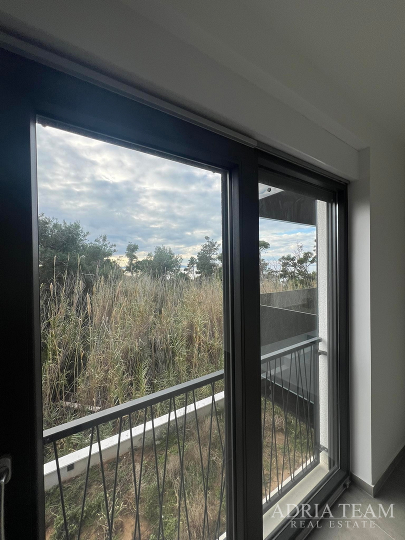 NEUBAUWOHNUNGEN, 2. MEERESLINIE, PRIVLAKA - ZADAR