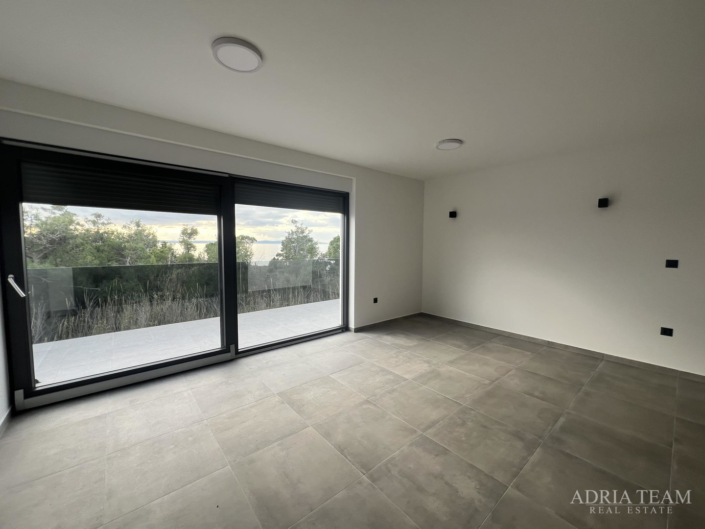 NEUBAUWOHNUNGEN, 2. MEERESLINIE, PRIVLAKA - ZADAR