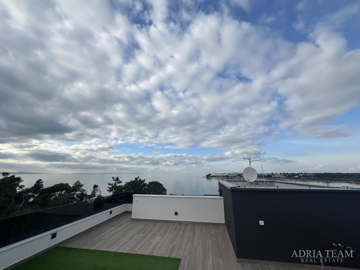 NEUBAUWOHNUNGEN, 2. MEERESLINIE, PRIVLAKA - ZADAR