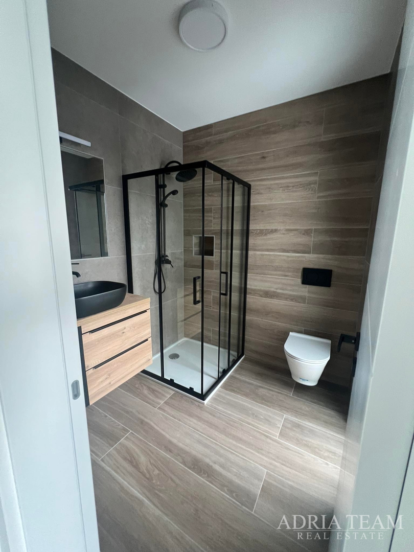 NEUBAUWOHNUNGEN, 2. MEERESLINIE, PRIVLAKA - ZADAR