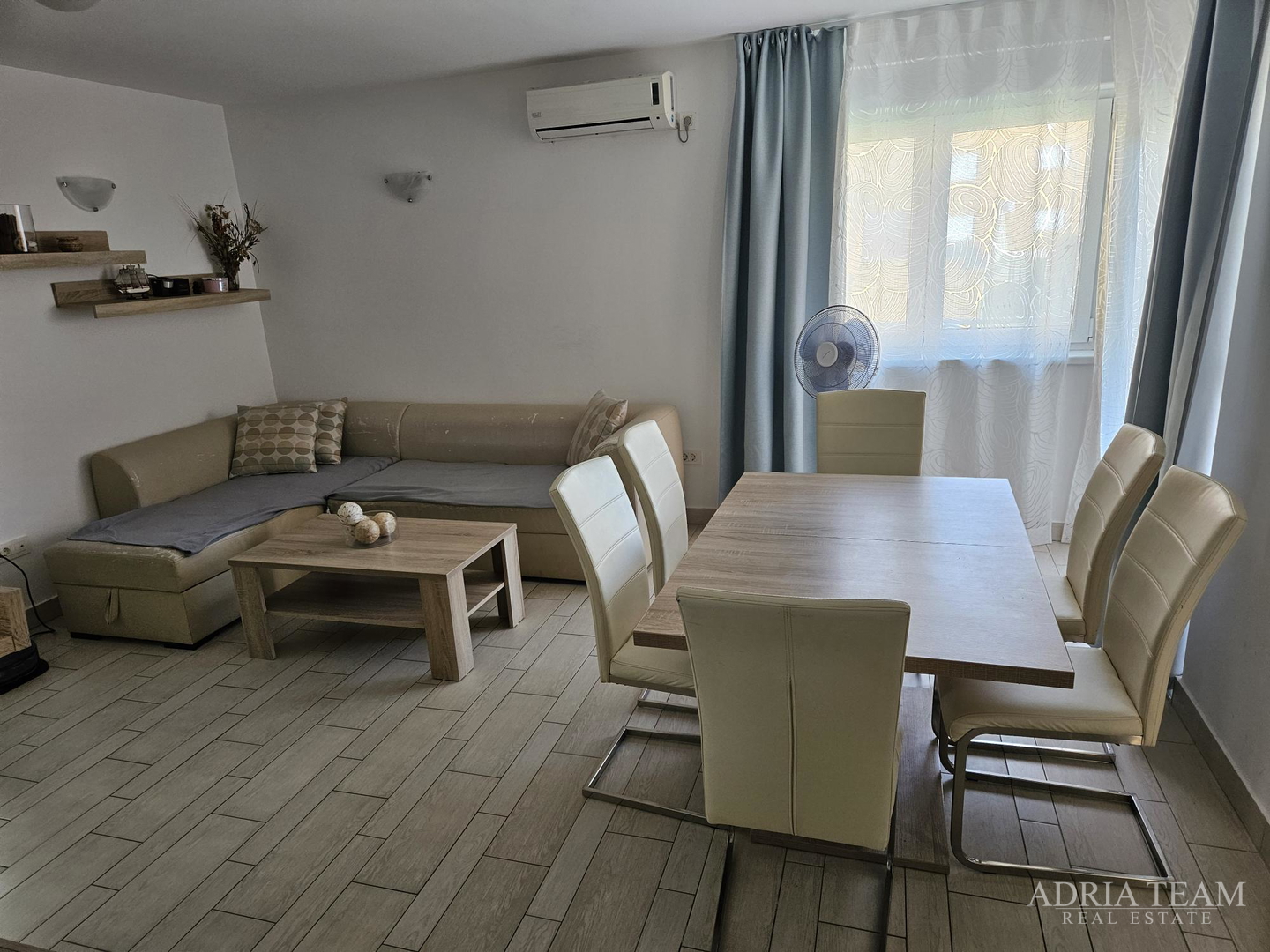 APARTMENT WITH A BEAUTIFUL SEA VIEW, 15 m FROM THE SEA - RTINA, BENIĆI