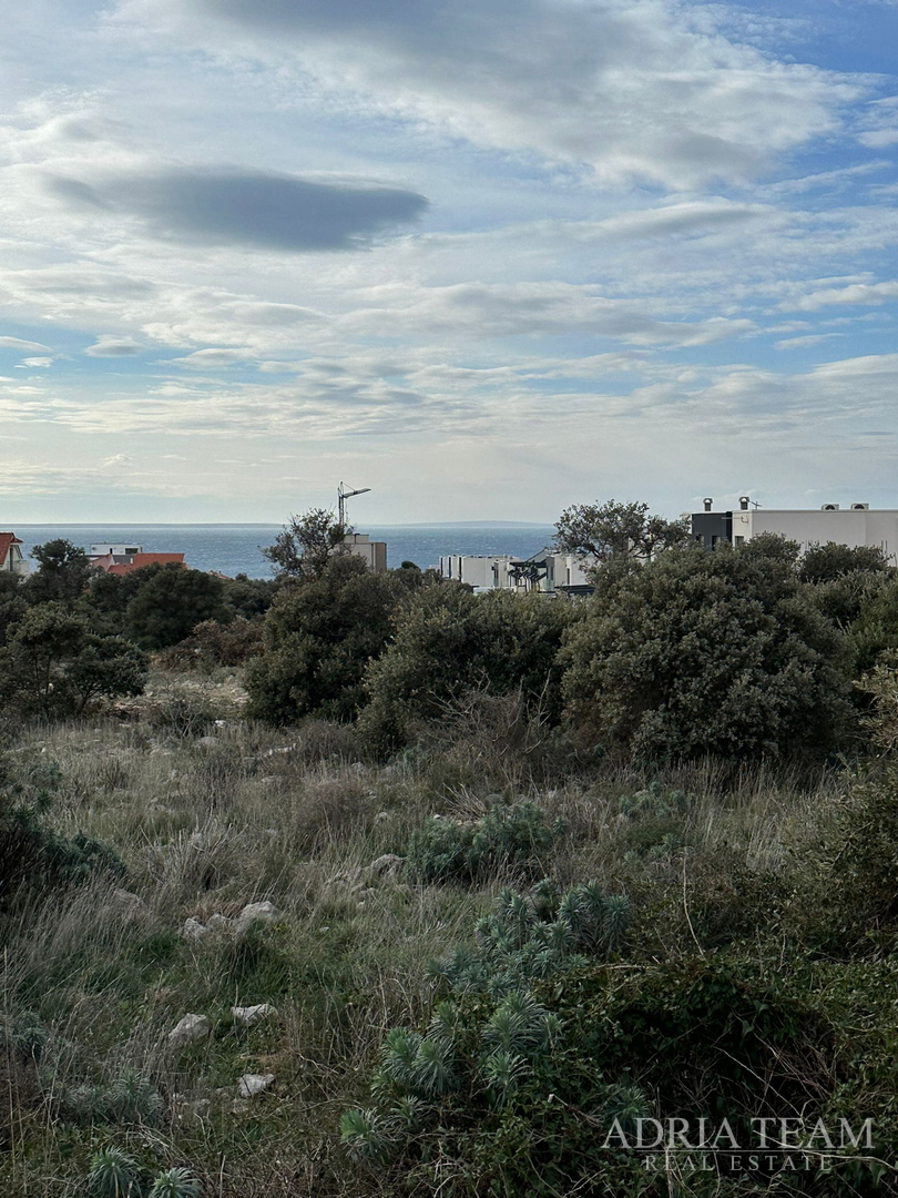 GRAĐEVINSKO ZEMLJIŠTE - MANDRE, PAG