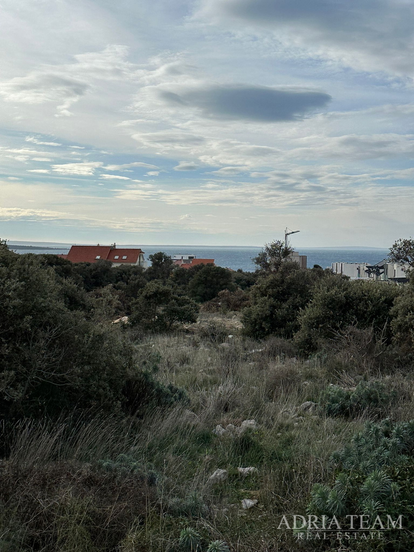 GRAĐEVINSKO ZEMLJIŠTE - MANDRE, PAG