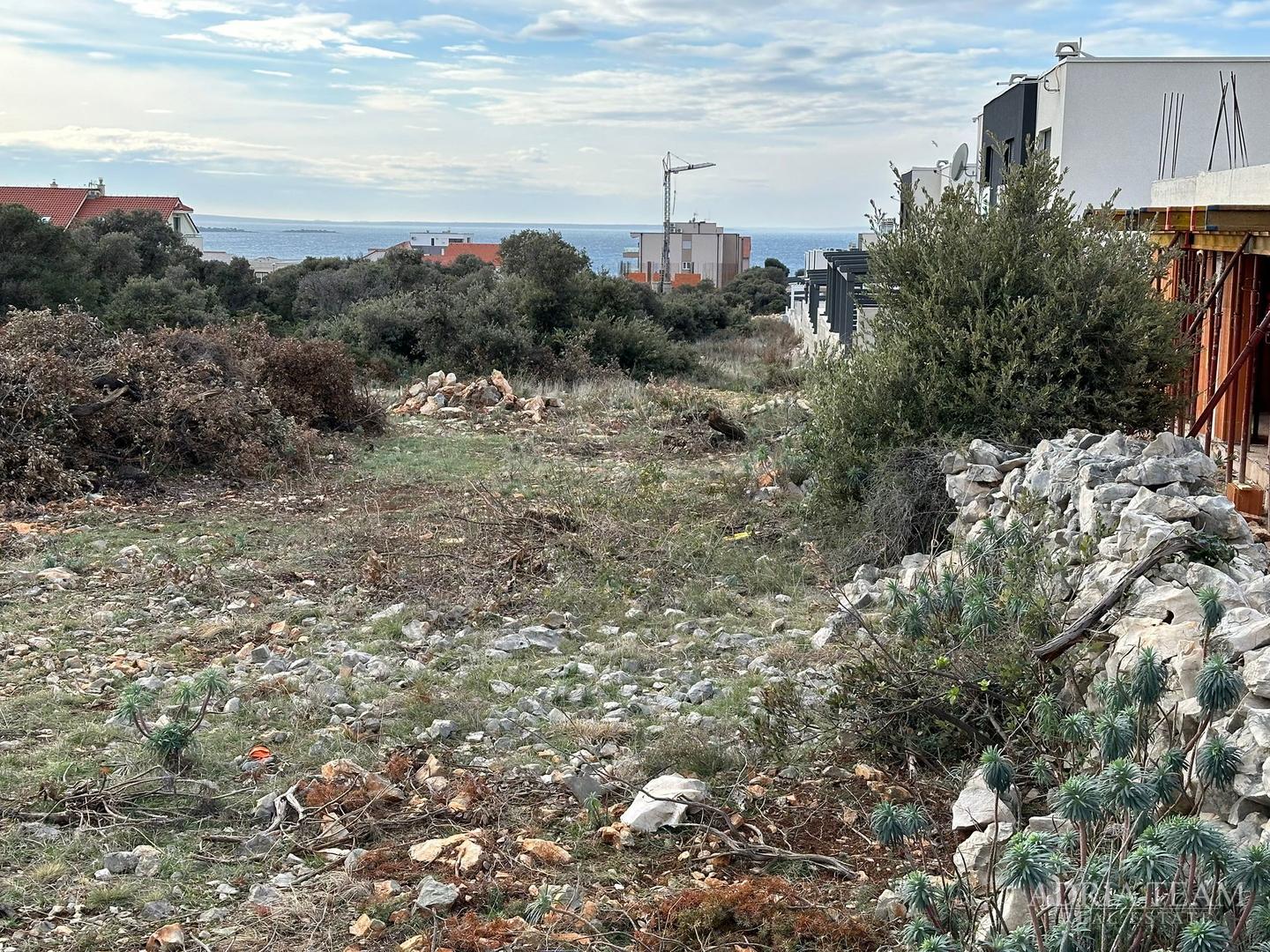 GRAĐEVINSKO ZEMLJIŠTE - MANDRE, PAG